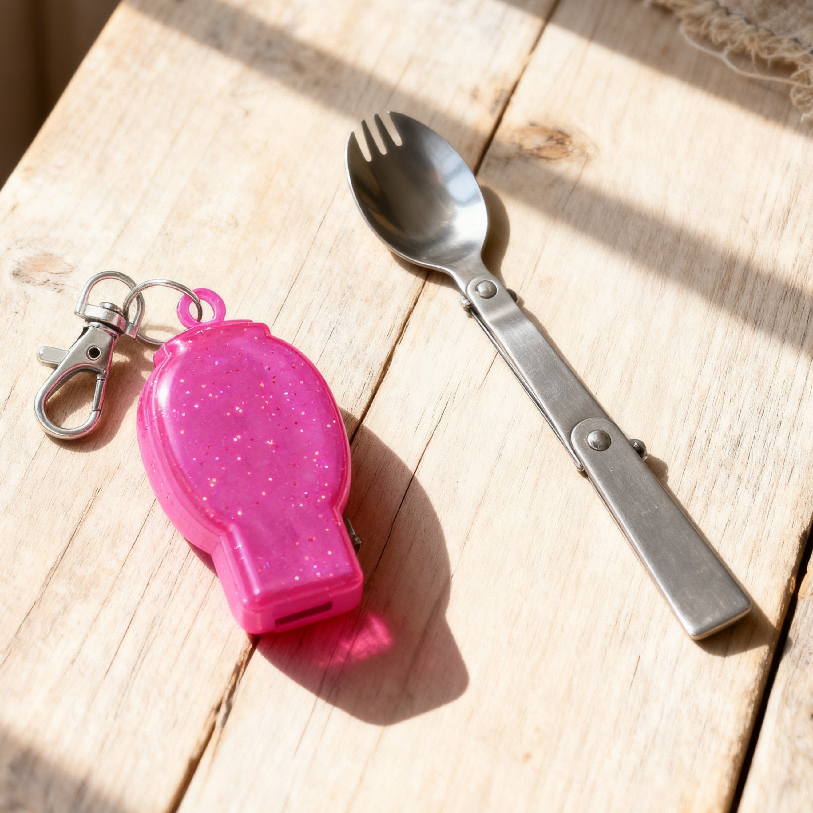 Cubiertos 2 en 1 plegables con llavero